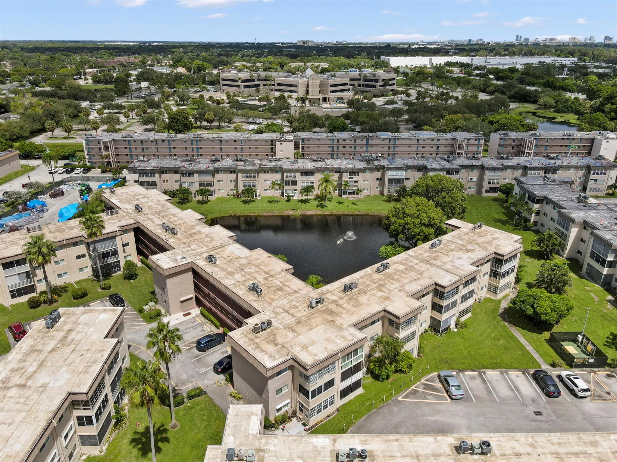 715 Lori Drive, #307