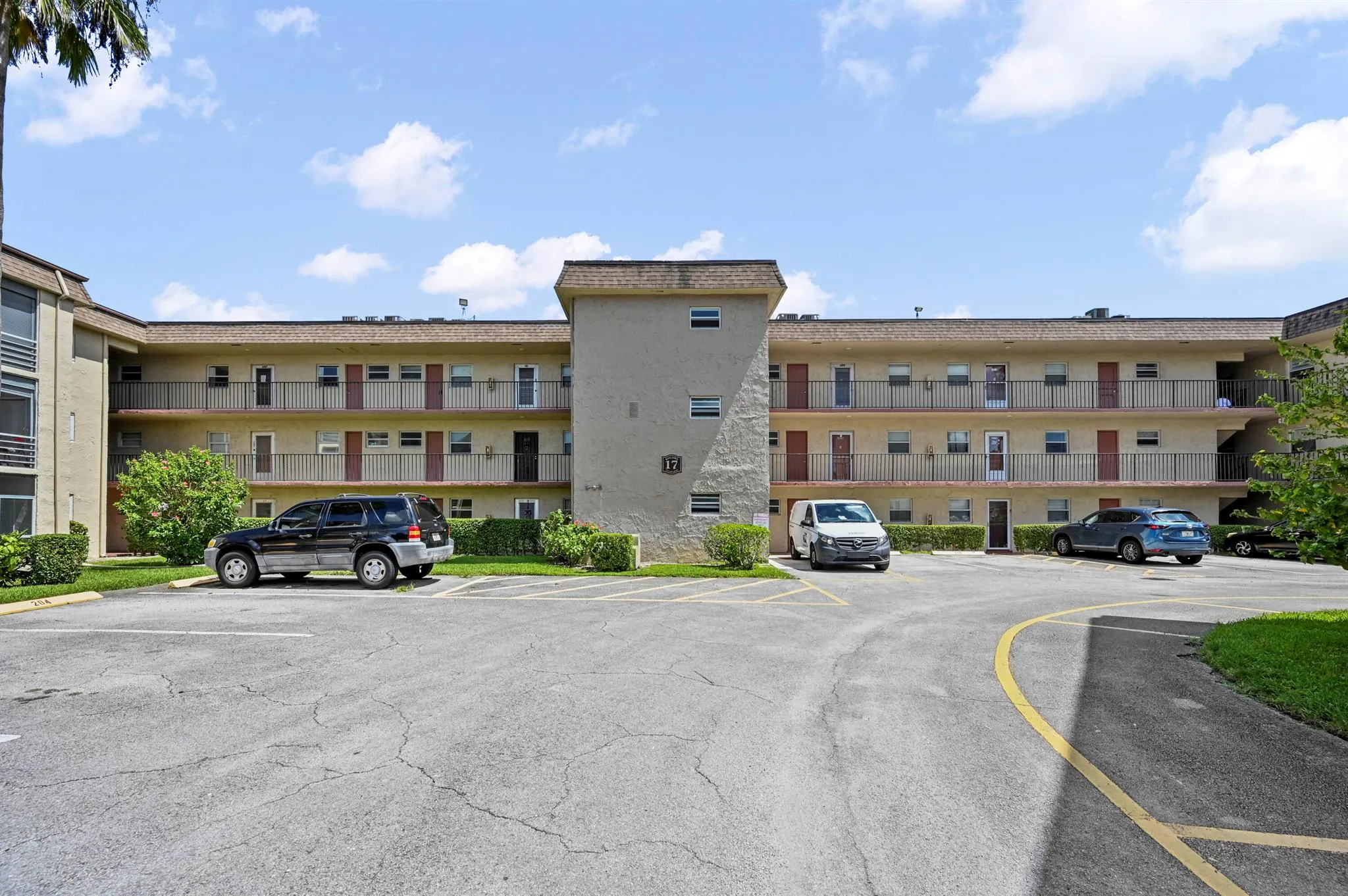 715 Lori Drive, #307