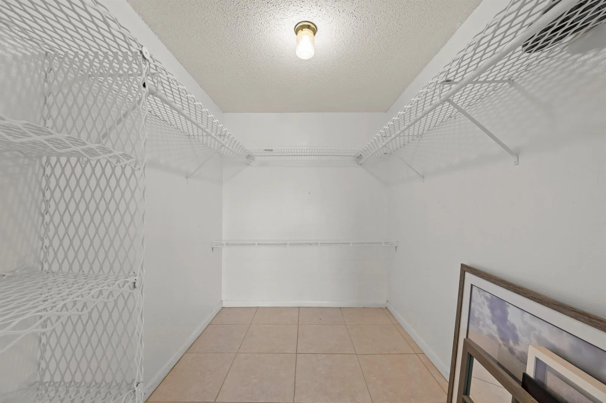715 Lori Drive, #307