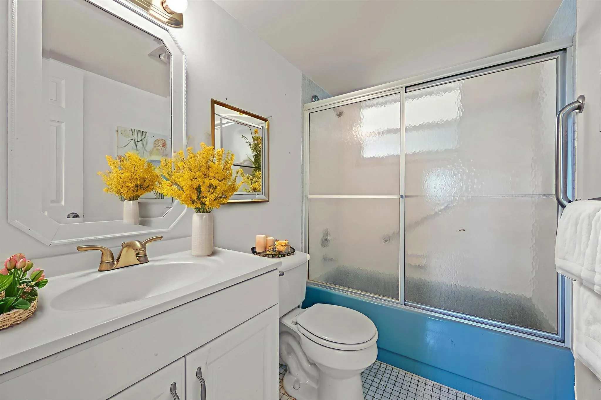 715 Lori Drive, #307