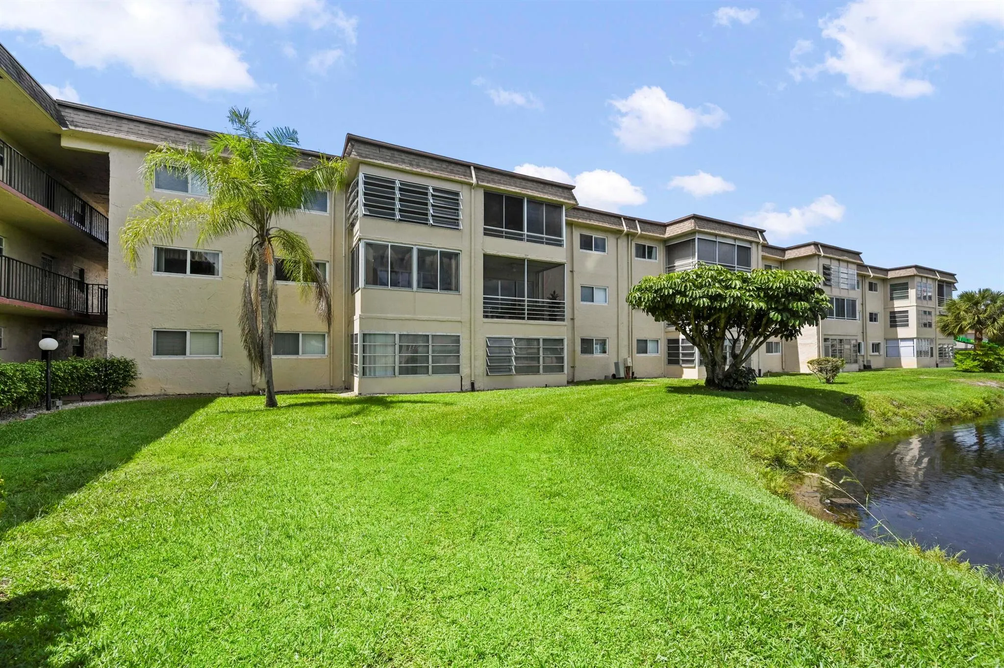 715 Lori Drive, #307