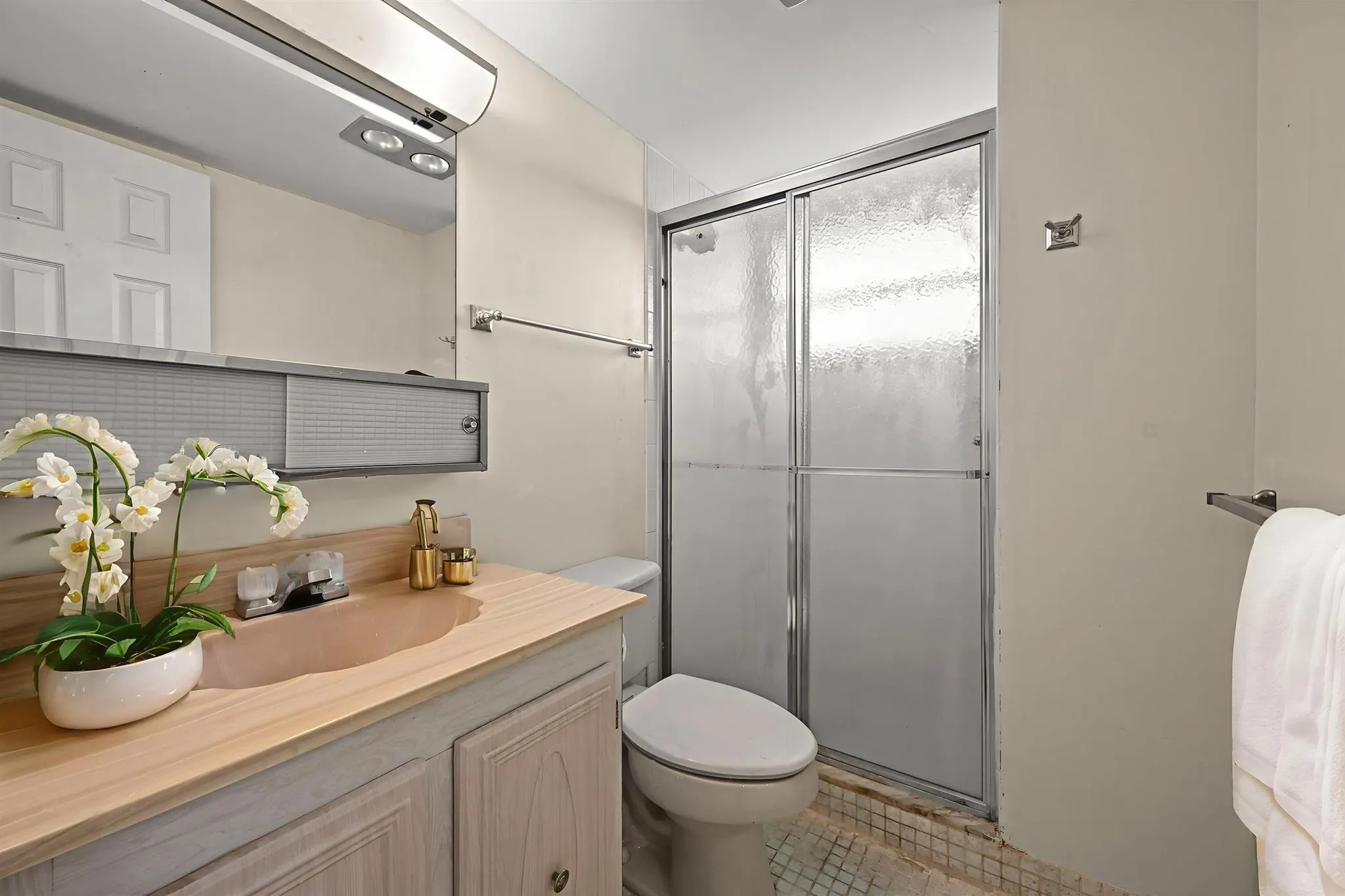 715 Lori Drive, #307