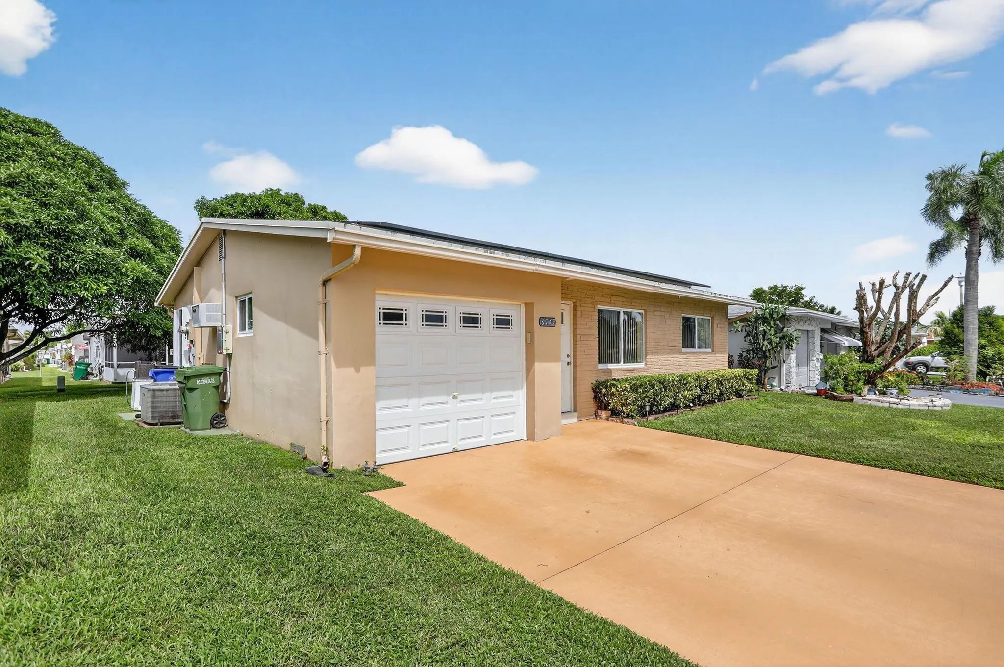 6945 NW 14th Street