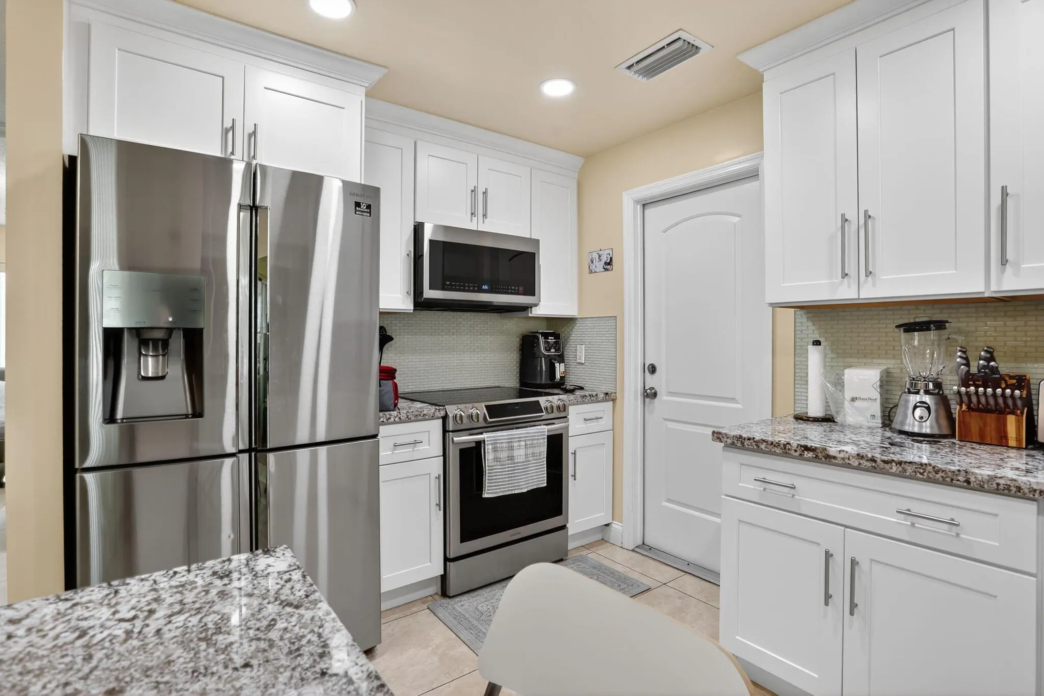 6945 NW 14th Street