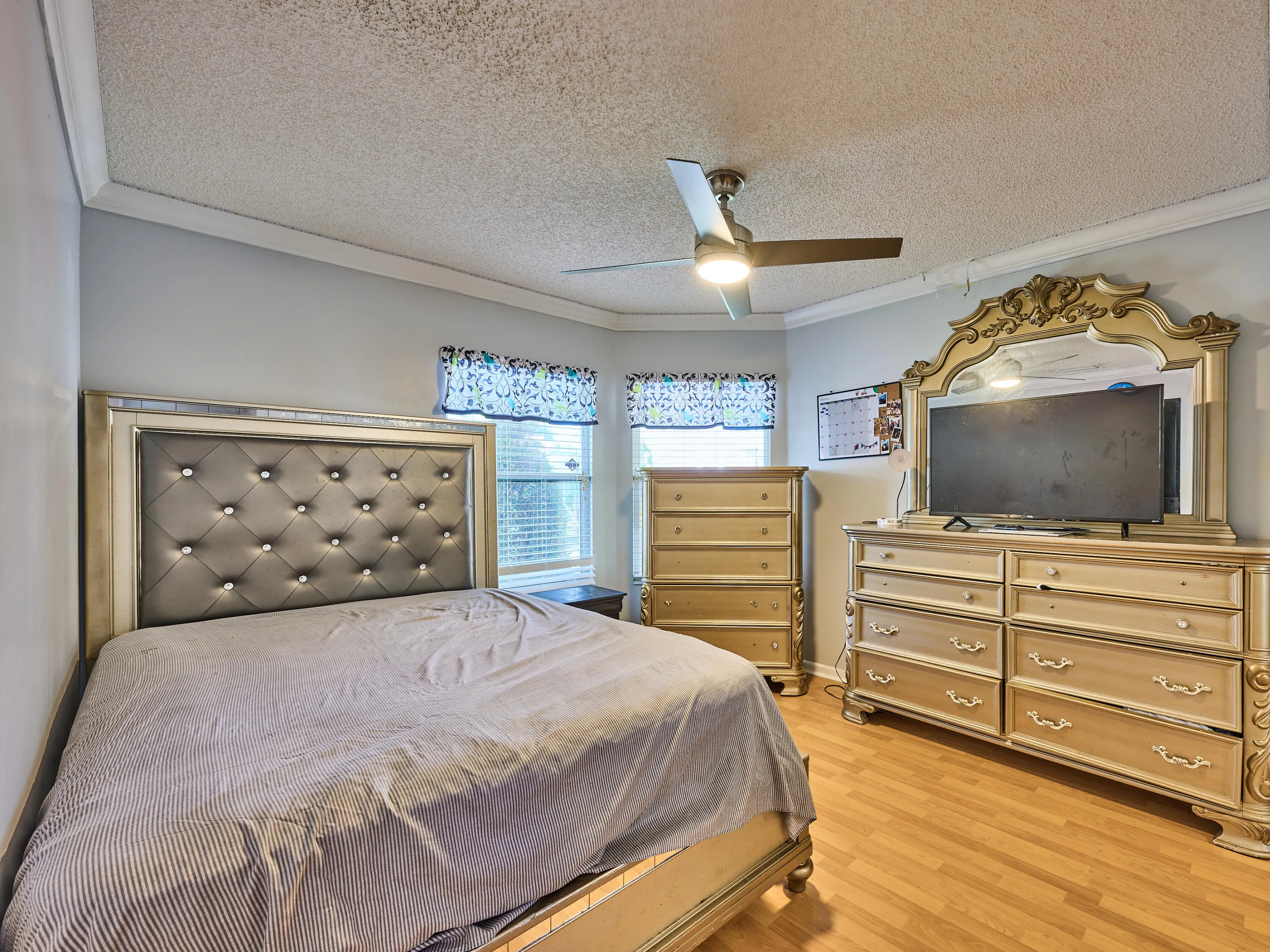 1348 W Glen Oak Road