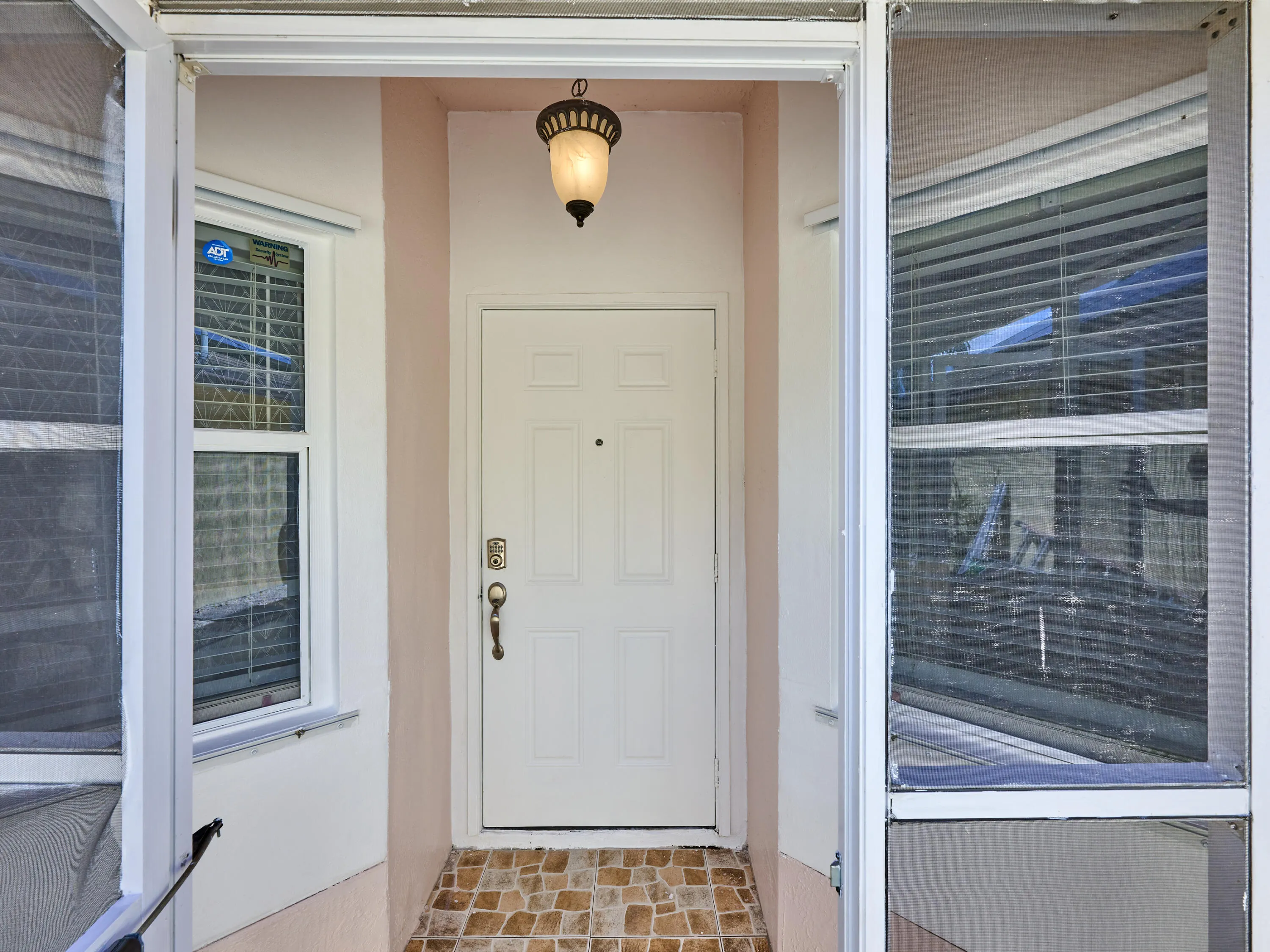 1348 W Glen Oak Road