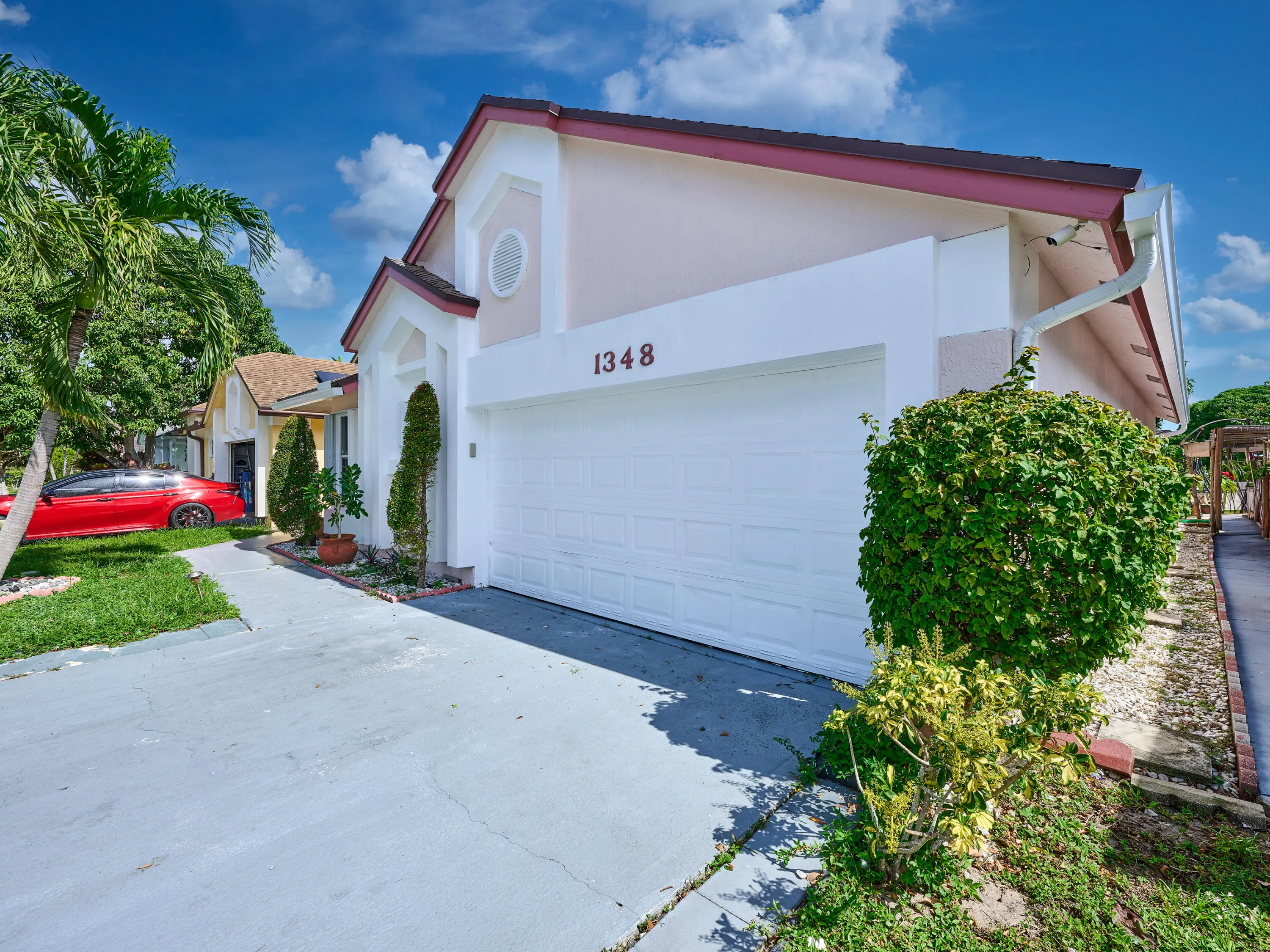 1348 W Glen Oak Road