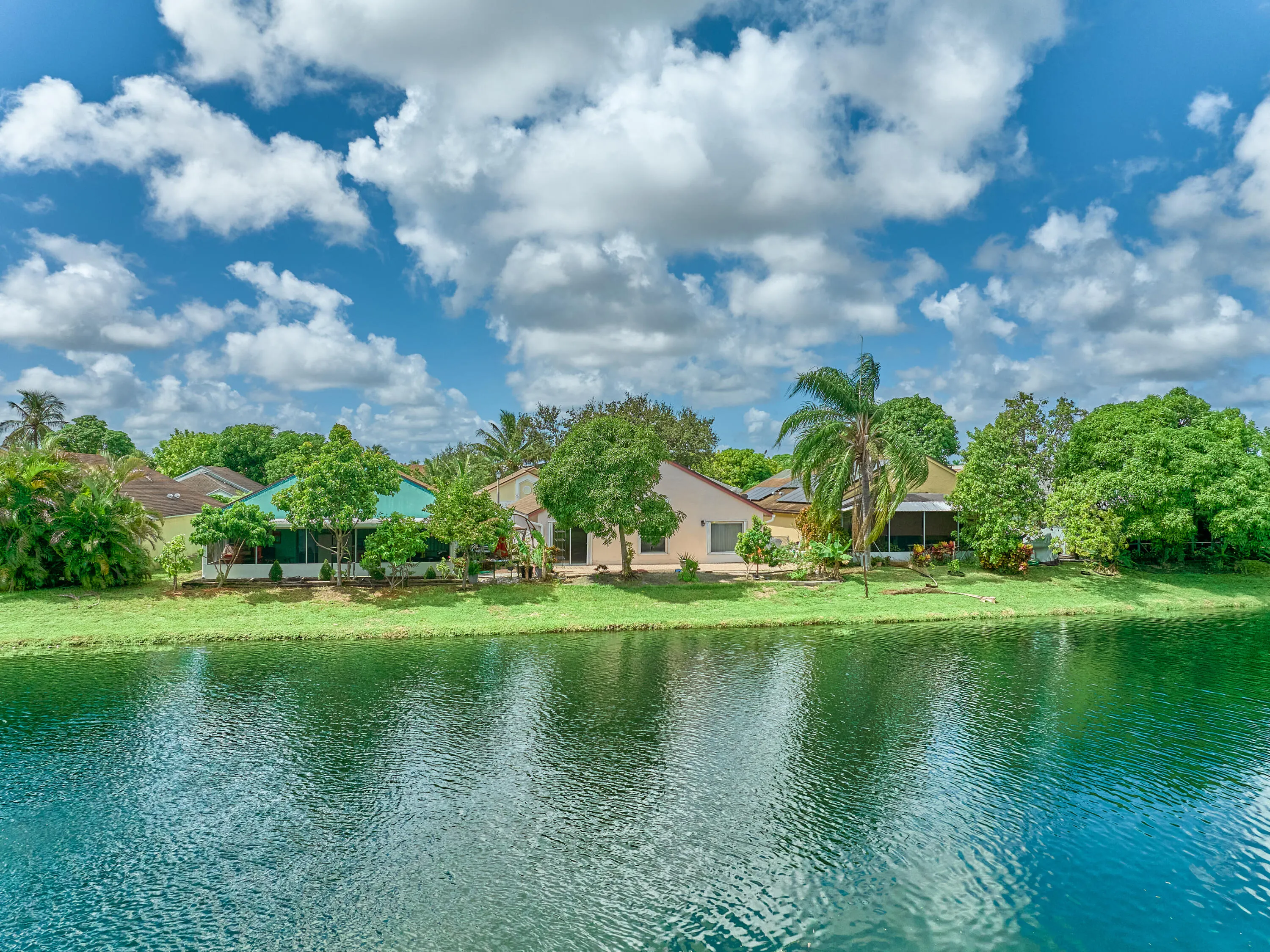 1348 W Glen Oak Road