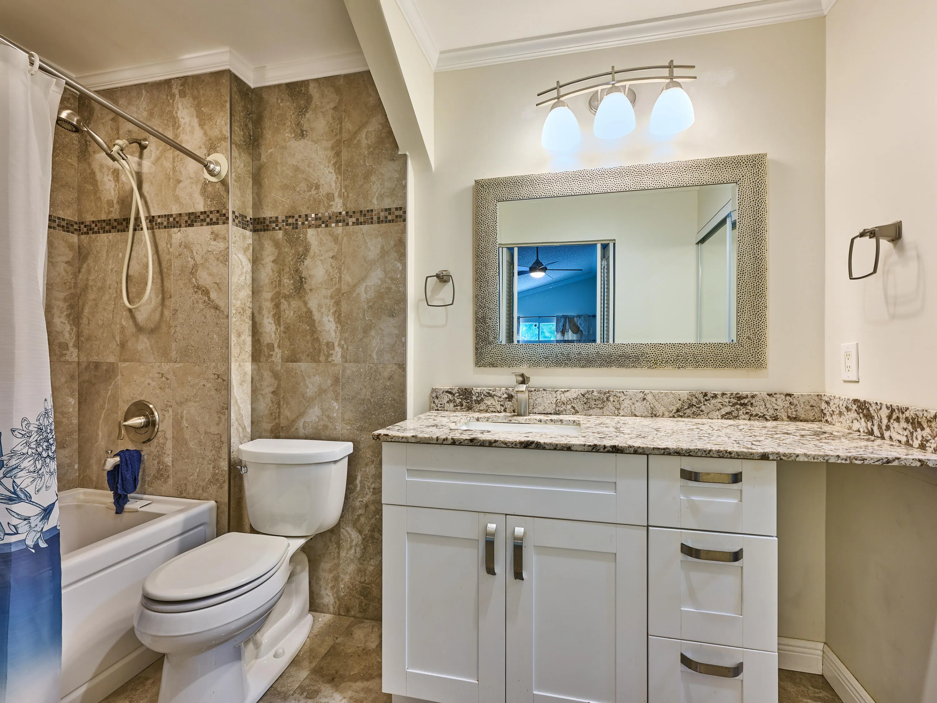 1348 W Glen Oak Road
