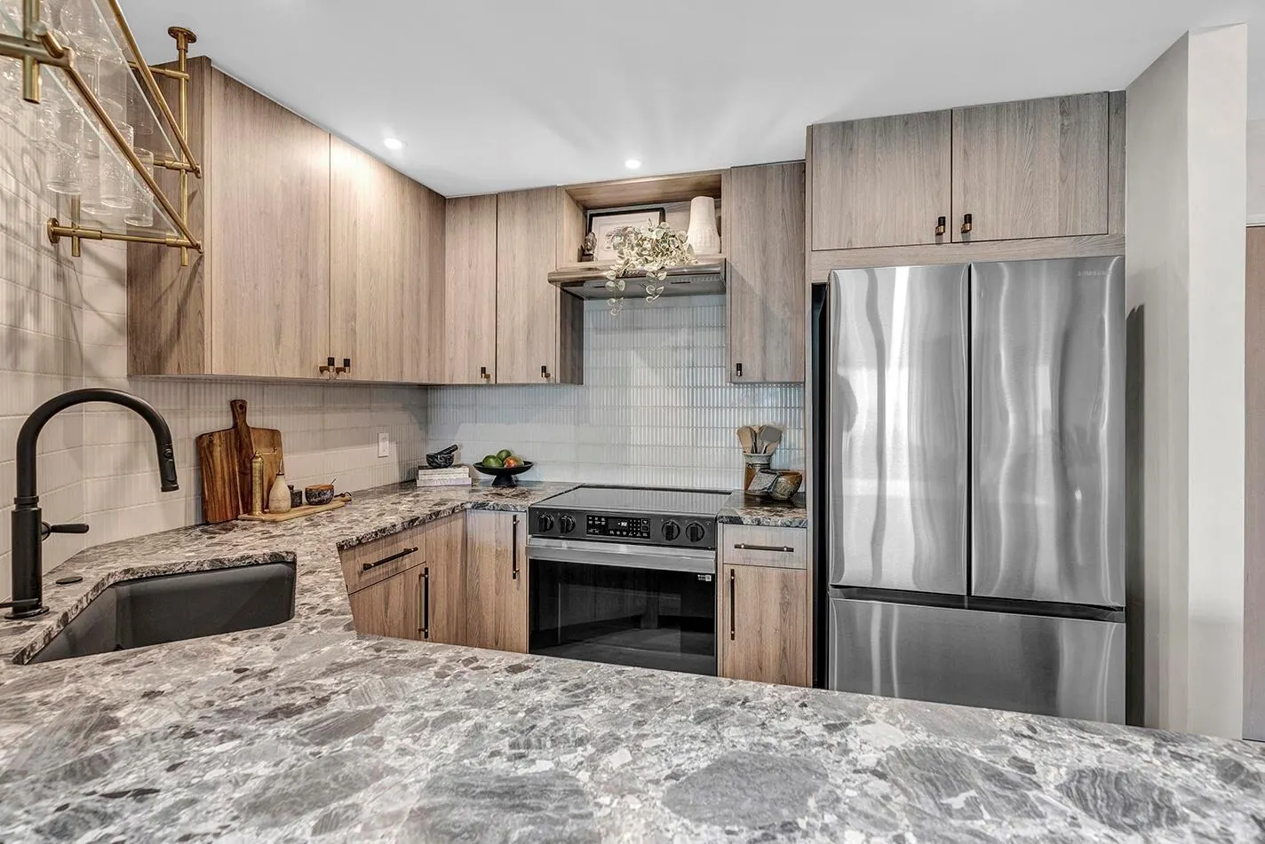 340 Sunset Drive, #505