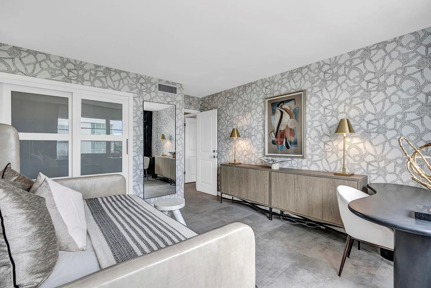 340 Sunset Drive, #505