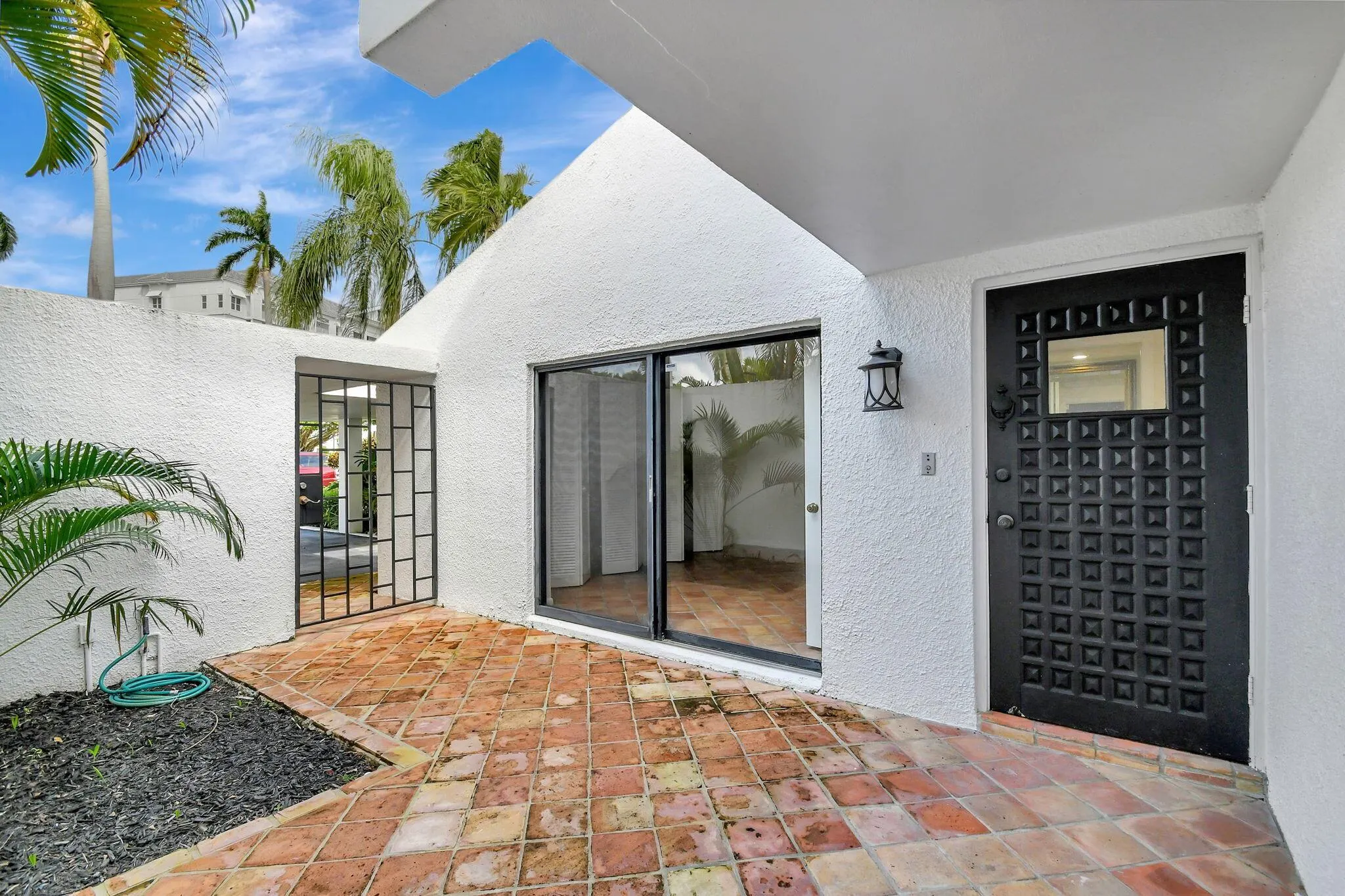 1906 Presidential Way, #1-C