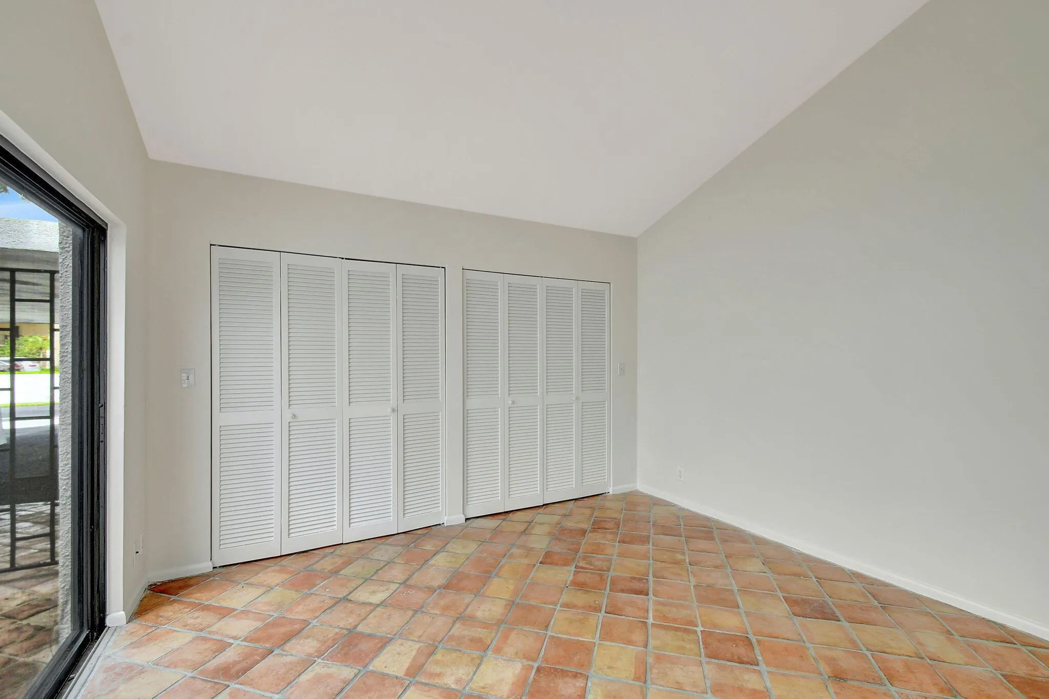 1906 Presidential Way, #1-C