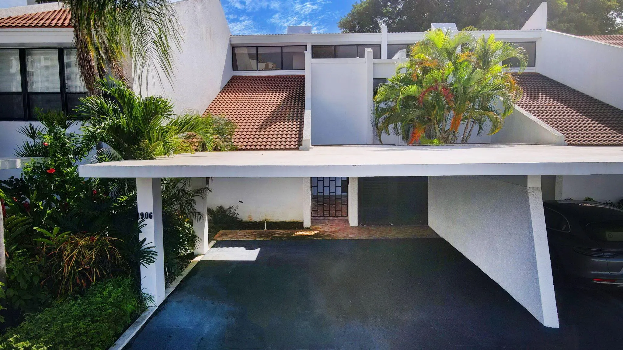 1906 Presidential Way, #1-C