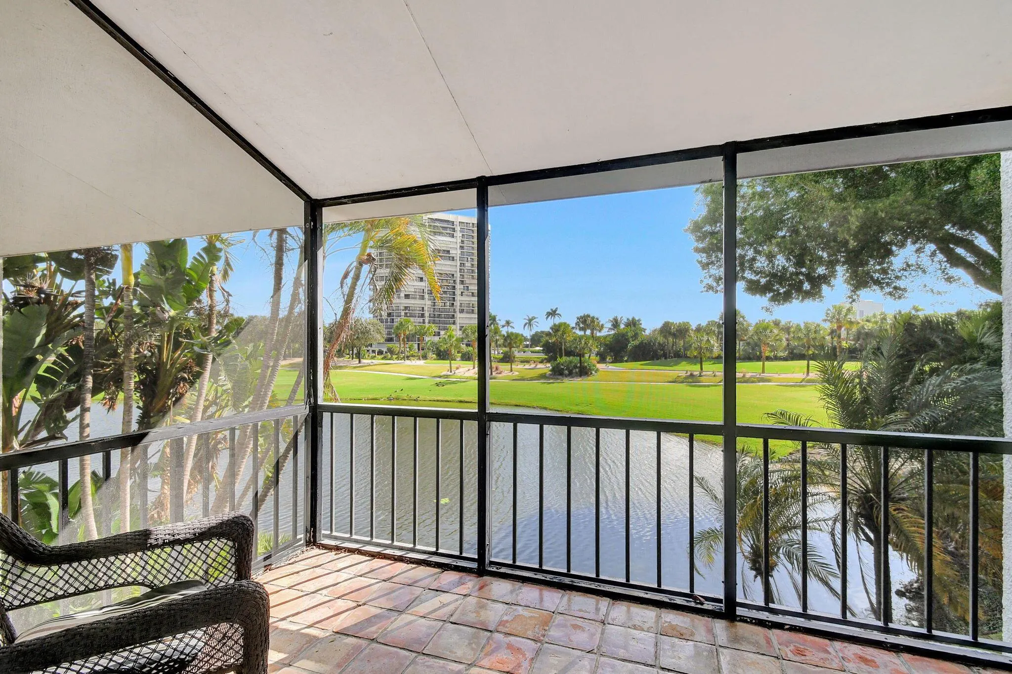 1906 Presidential Way, #1-C