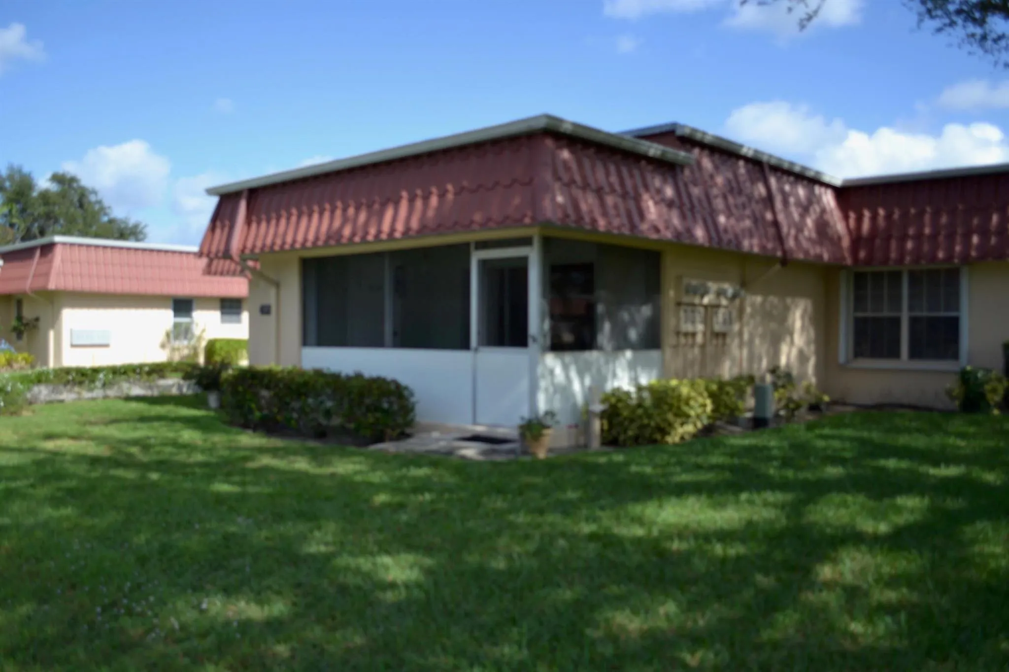 570 Laconia Circle