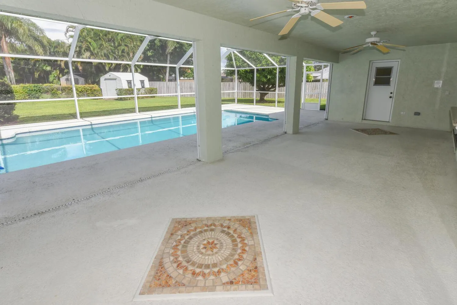 3041 SE Dalhart Road