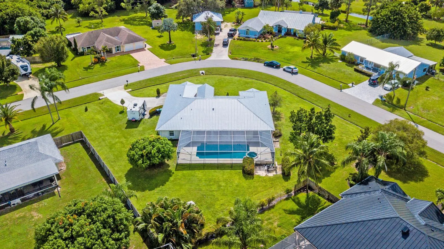 3041 SE Dalhart Road