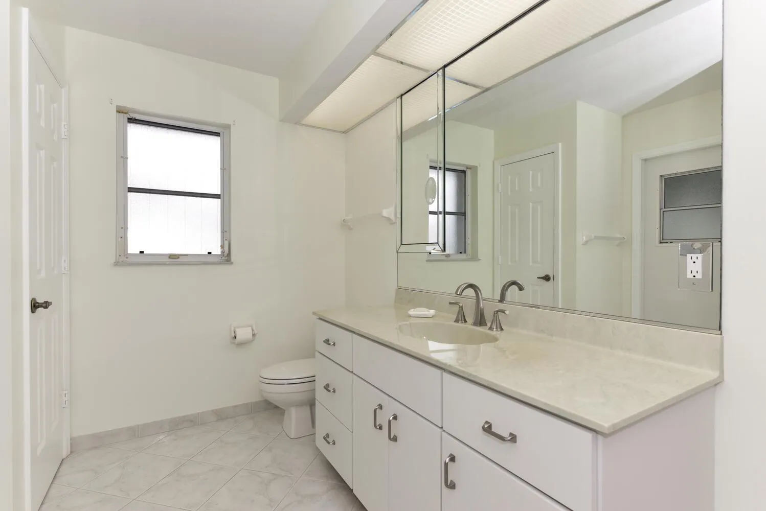 3041 SE Dalhart Road