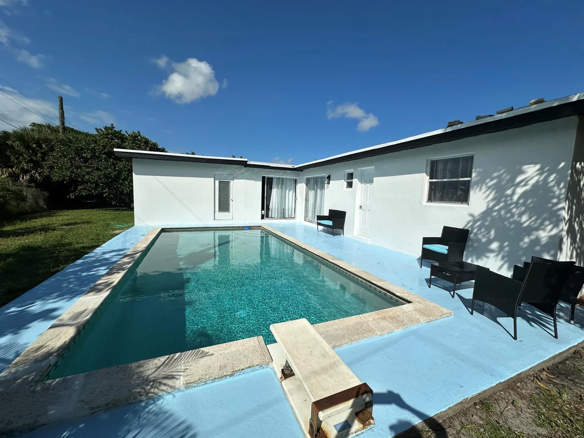 1865 W Chatham Road