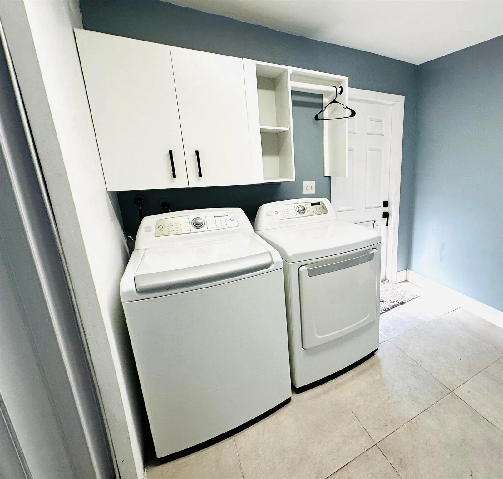 1865 W Chatham Road