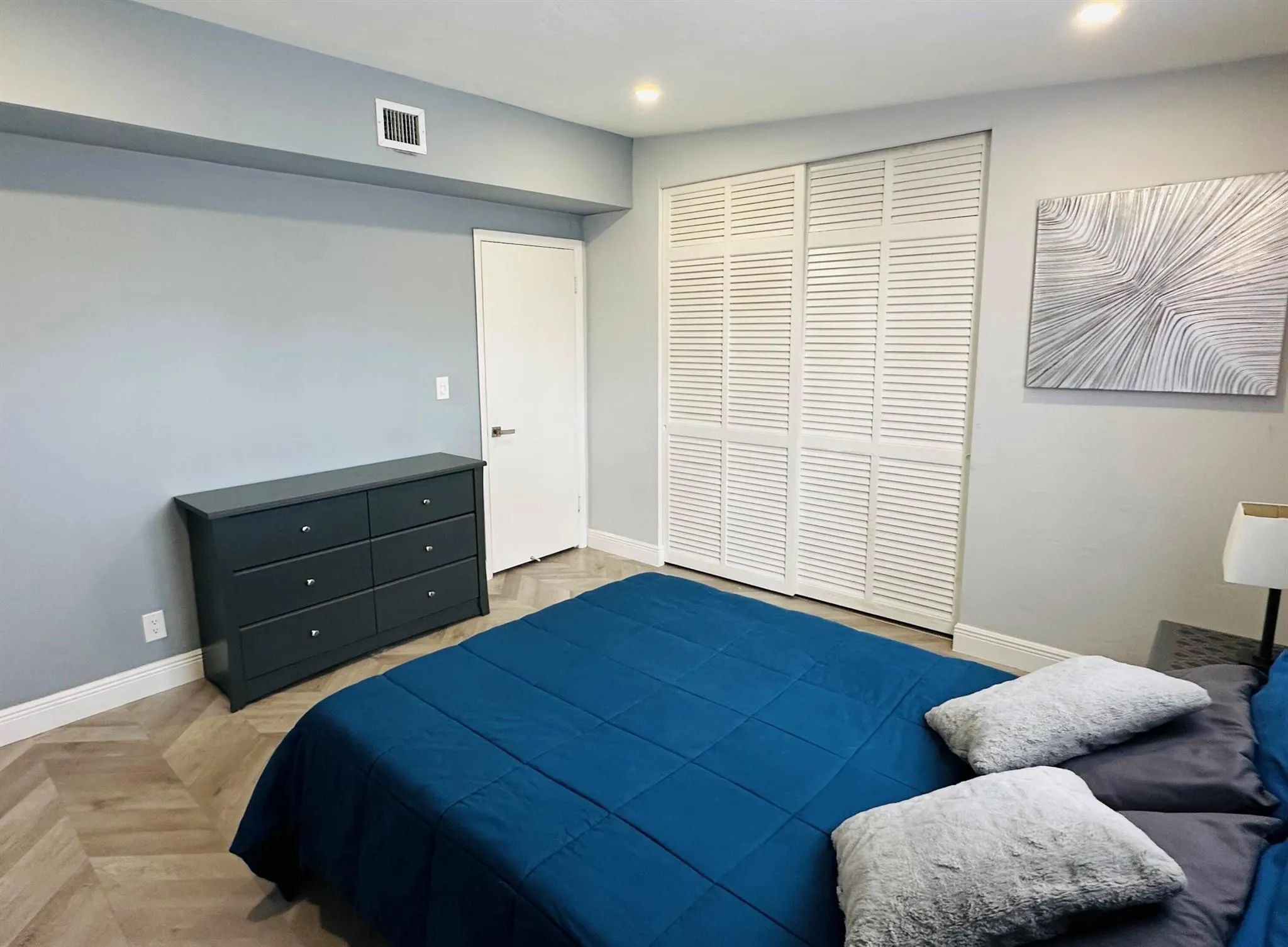 1865 W Chatham Road
