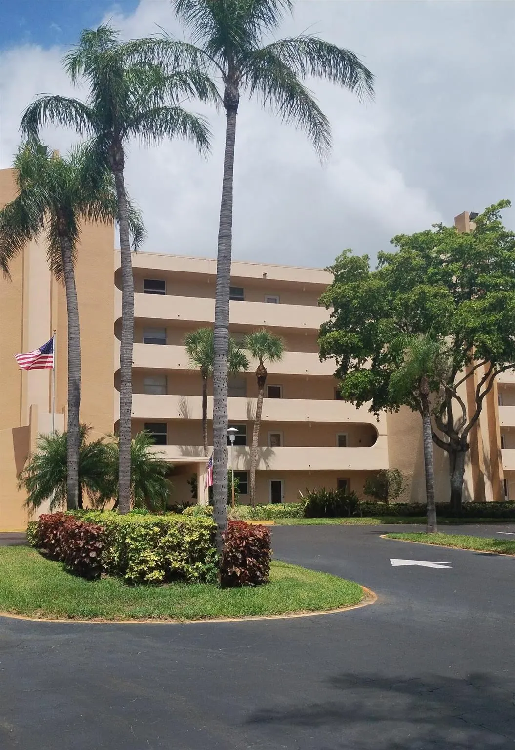 6461 NW 2nd Avenue, #102