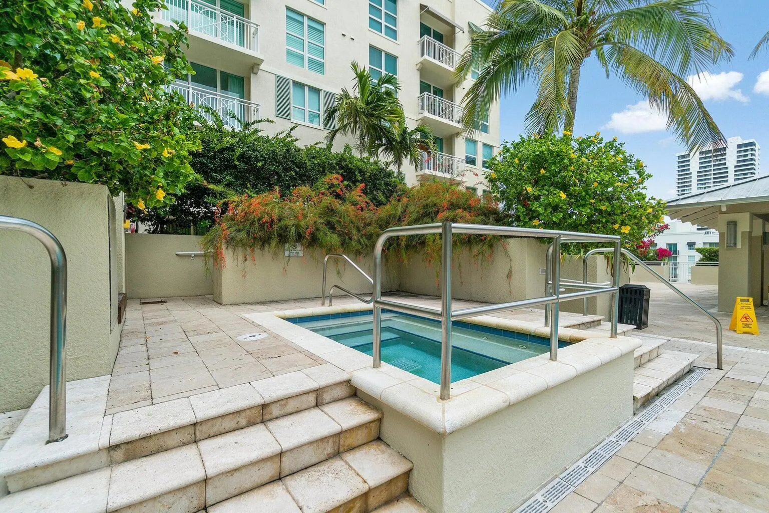 480 Hibiscus Street, #1003