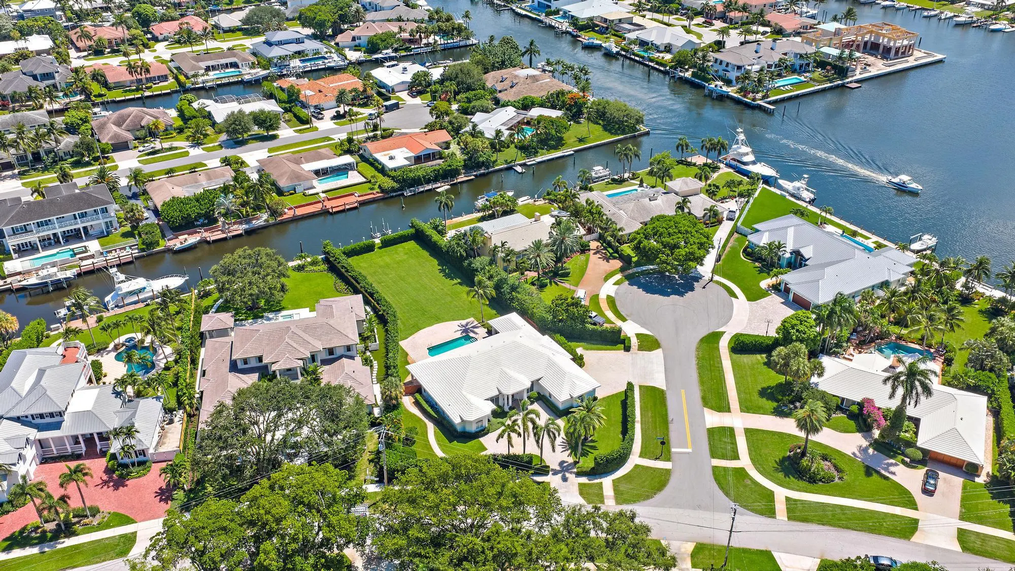 839 Country Club Drive