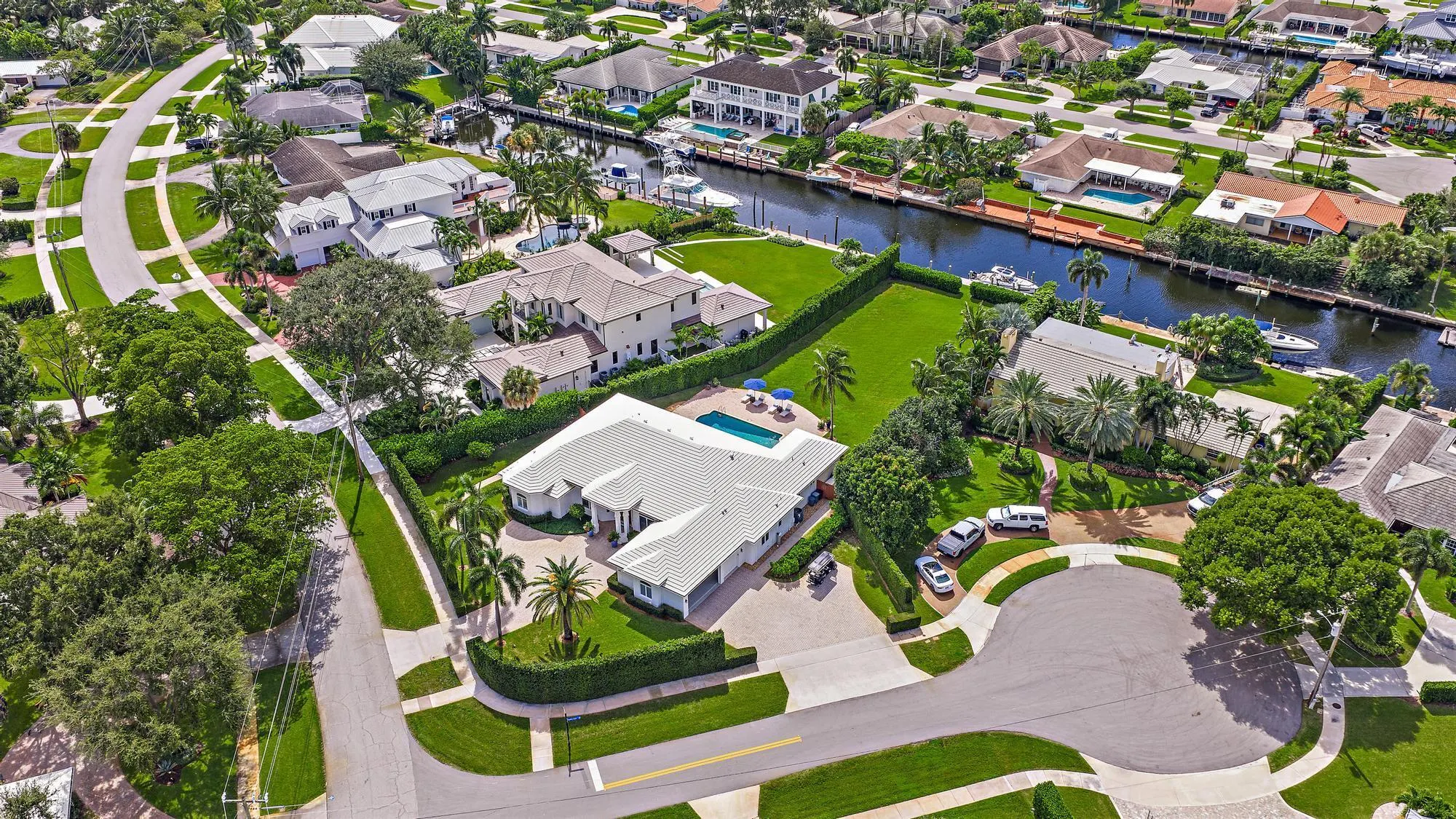 839 Country Club Drive