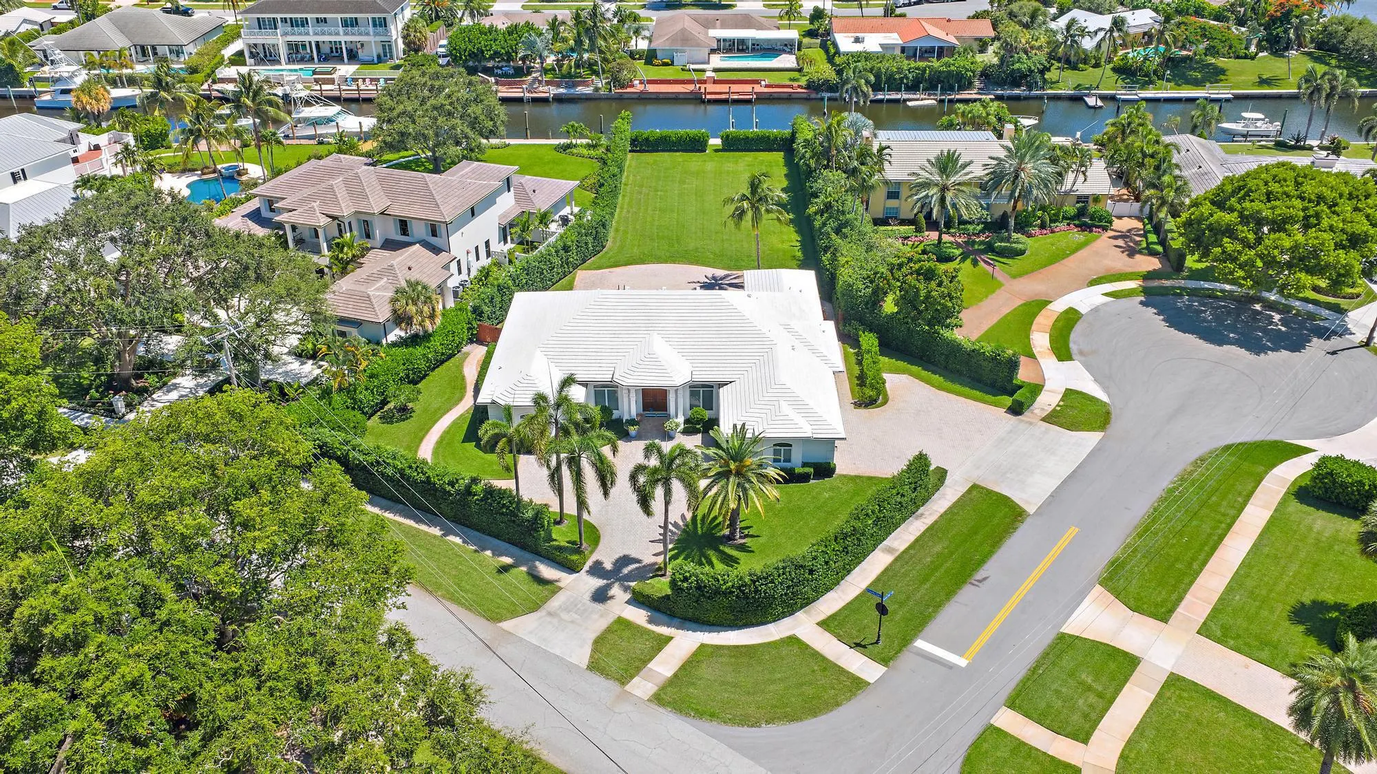 839 Country Club Drive