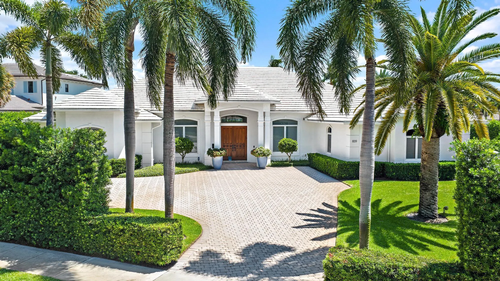 839 Country Club Drive