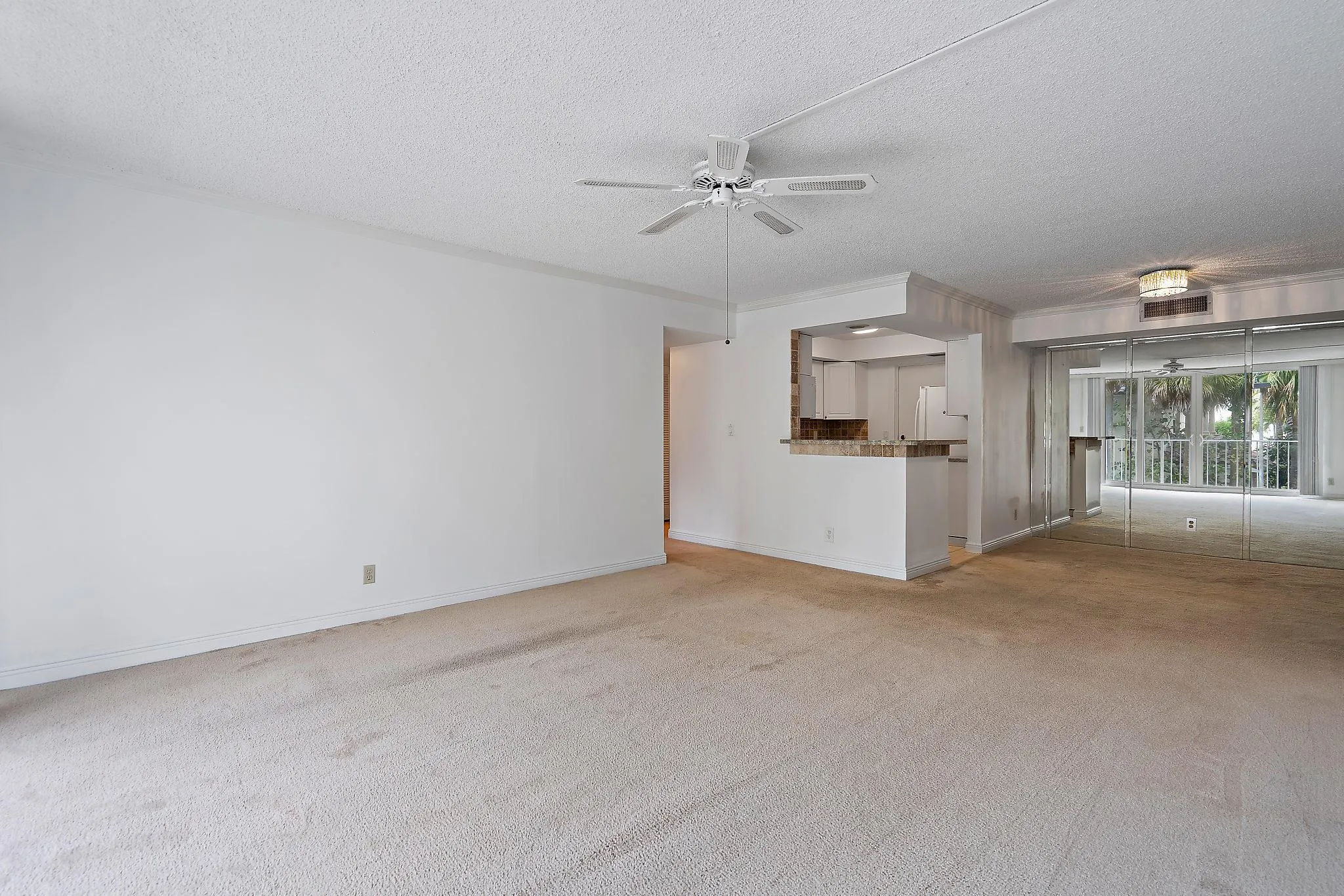 630 Ocean Drive, #206