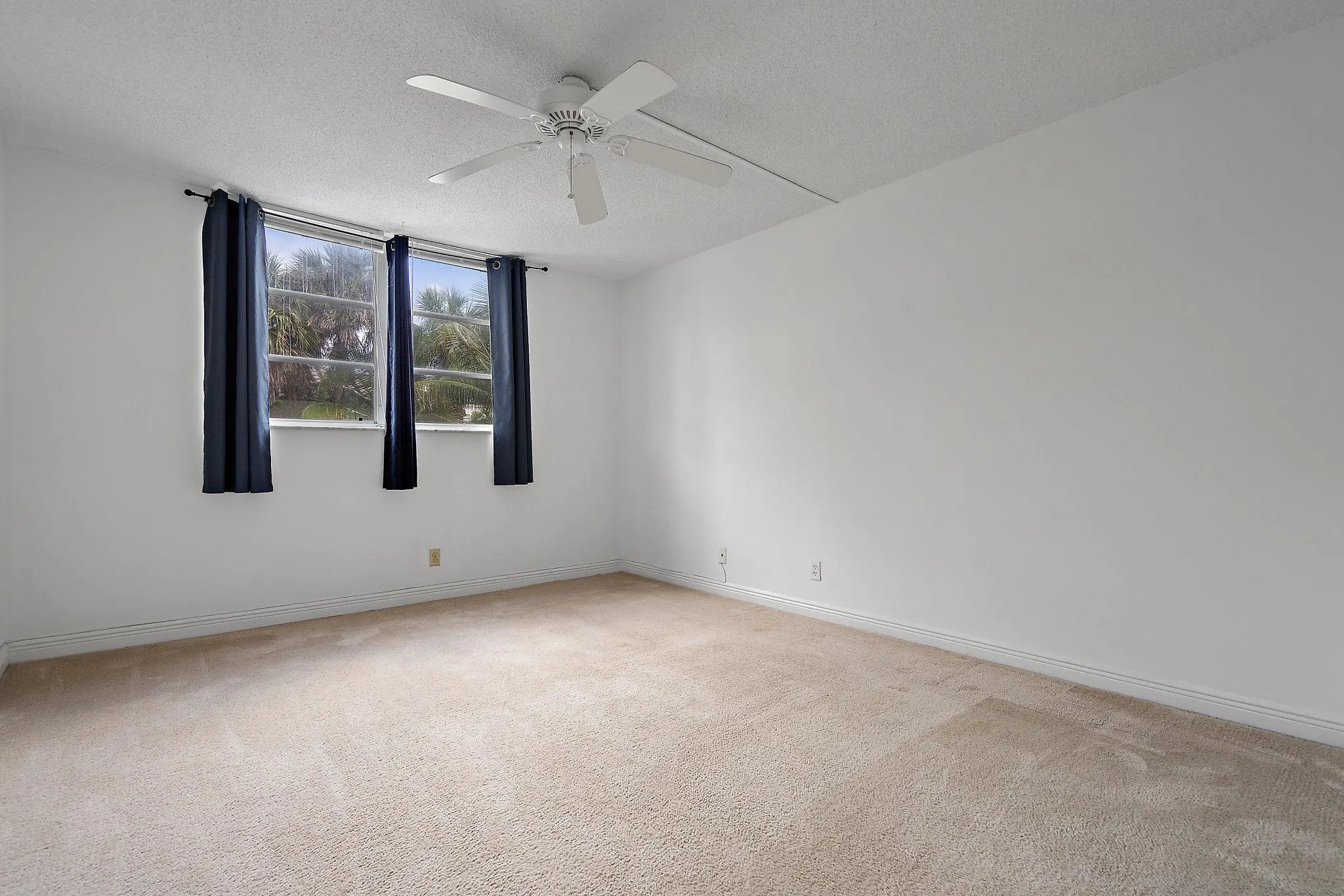 630 Ocean Drive, #206