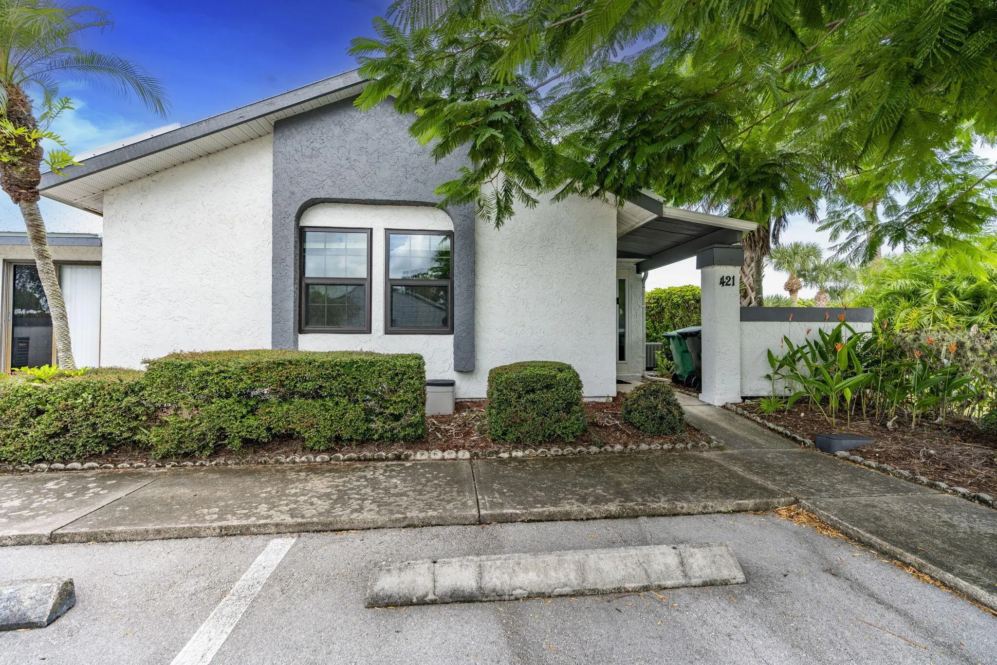 421 SW Bill Traitel Avenue