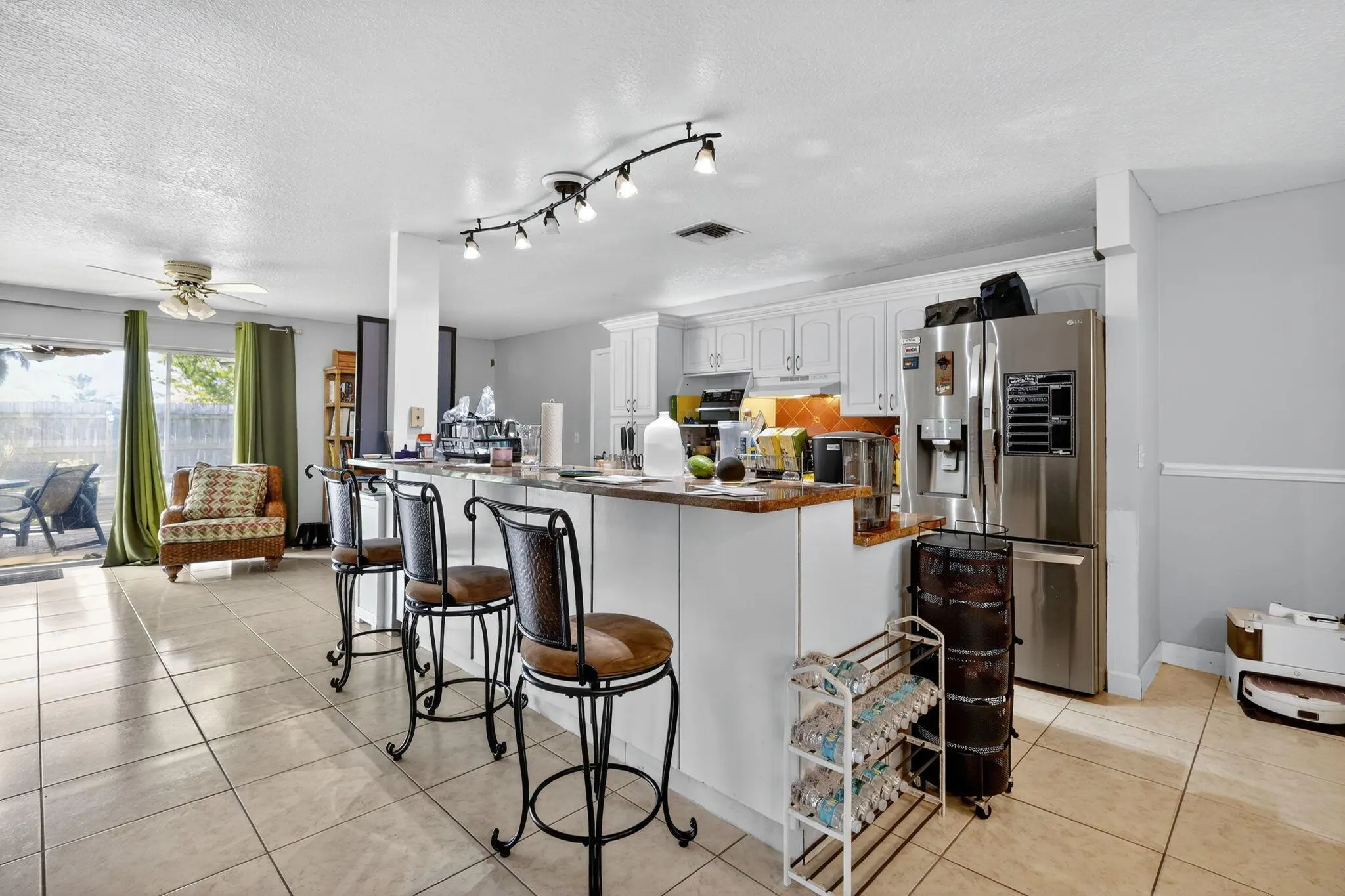 1413 Westchester Drive N