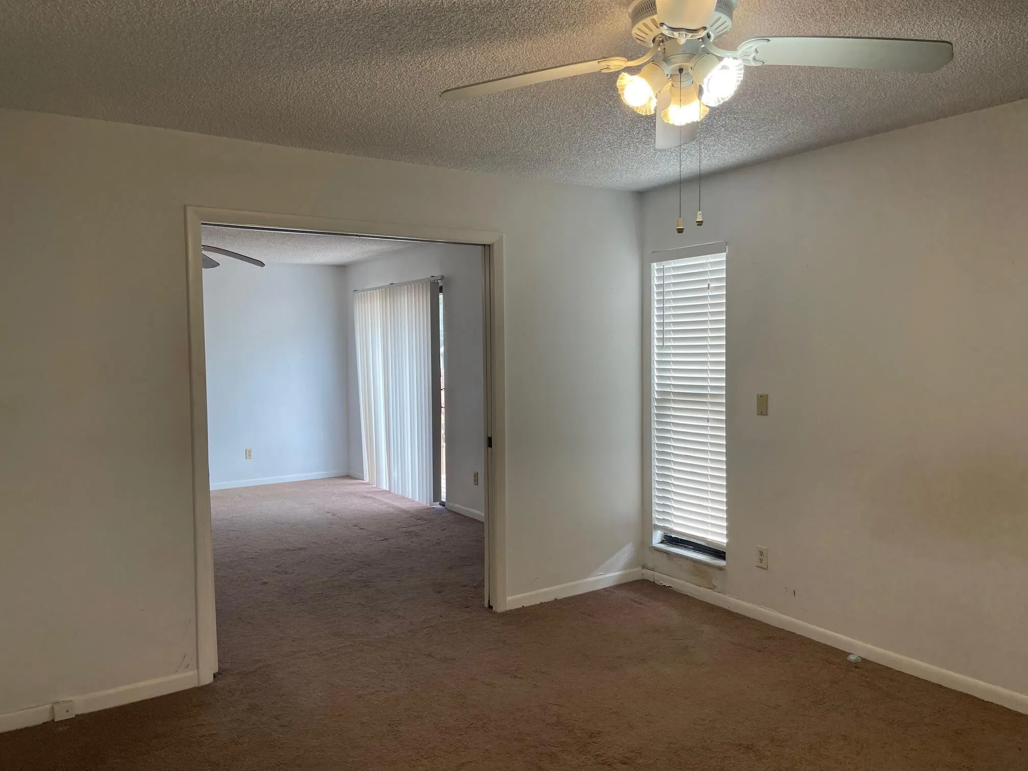 635 Executive Center Drive, #M-207