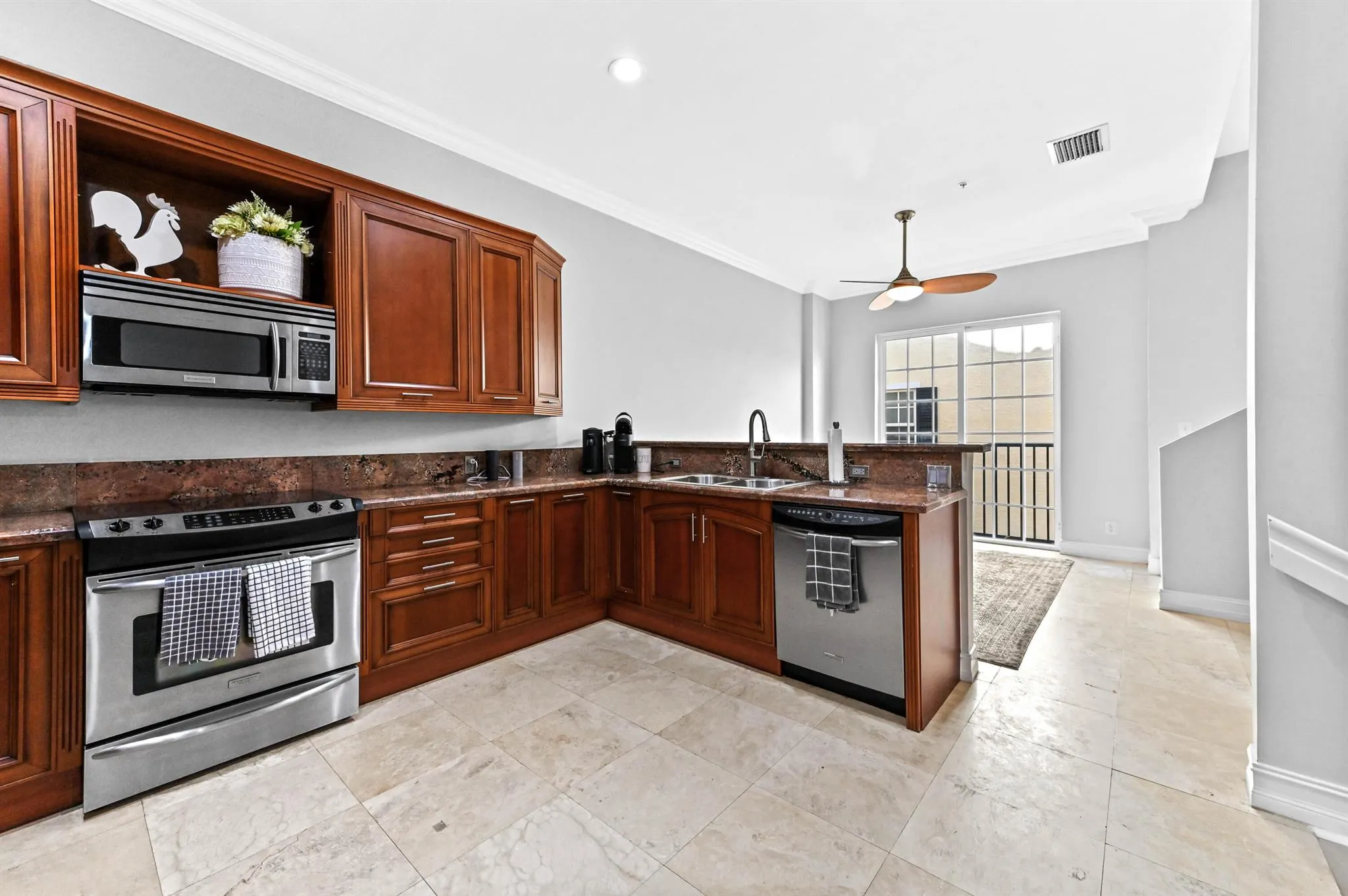 150 NE 6th Avenue, #E