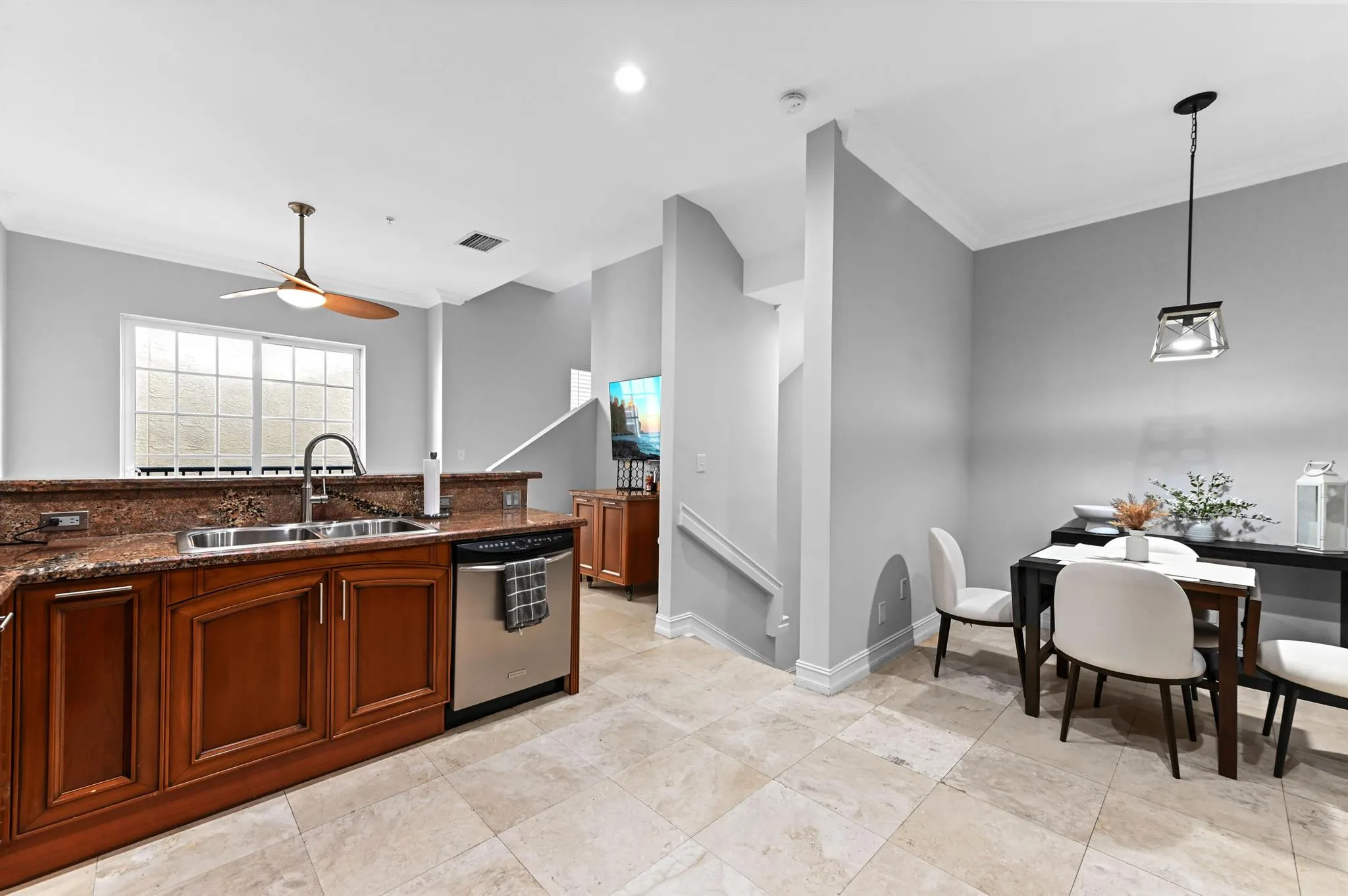 150 NE 6th Avenue, #E