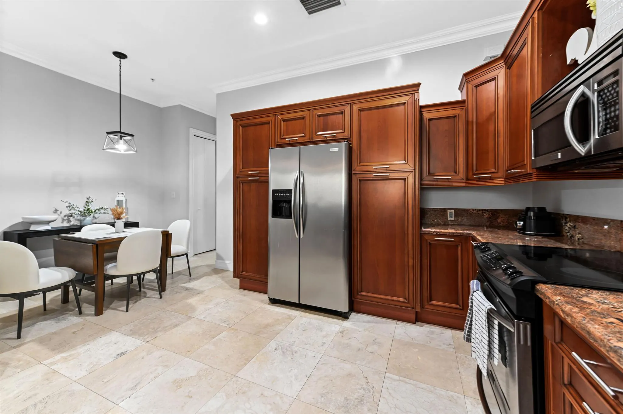150 NE 6th Avenue, #E
