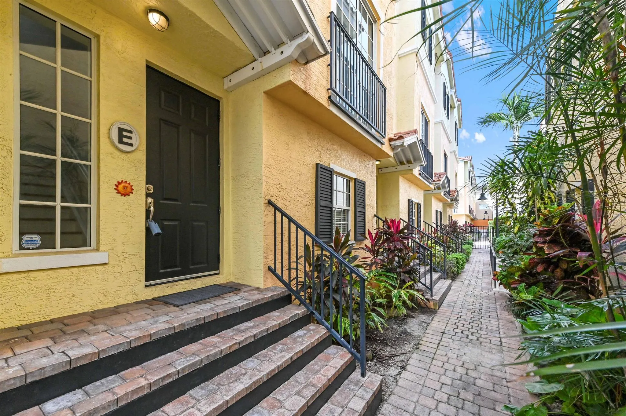 150 NE 6th Avenue, #E
