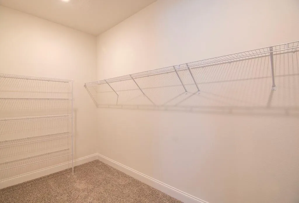 5684 Hampton Park Circle