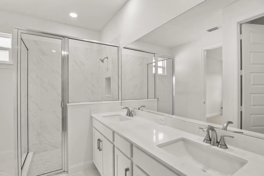 5684 Hampton Park Circle