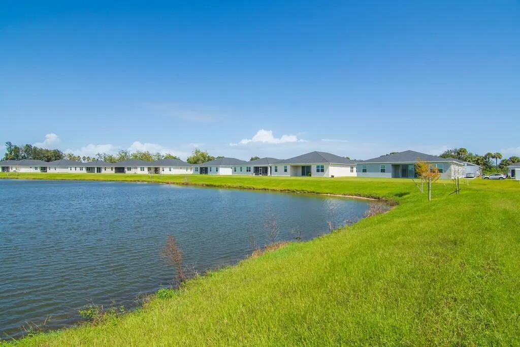 5684 Hampton Park Circle