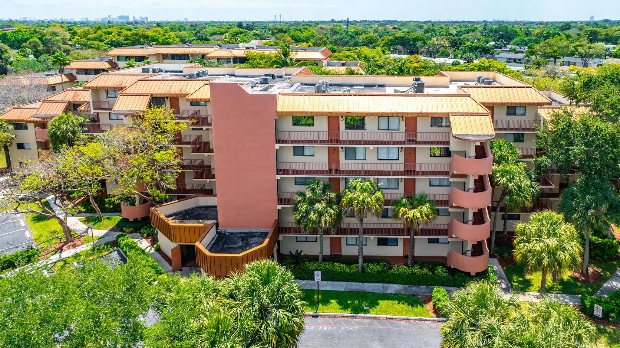 7451 NW 16th Street, #303