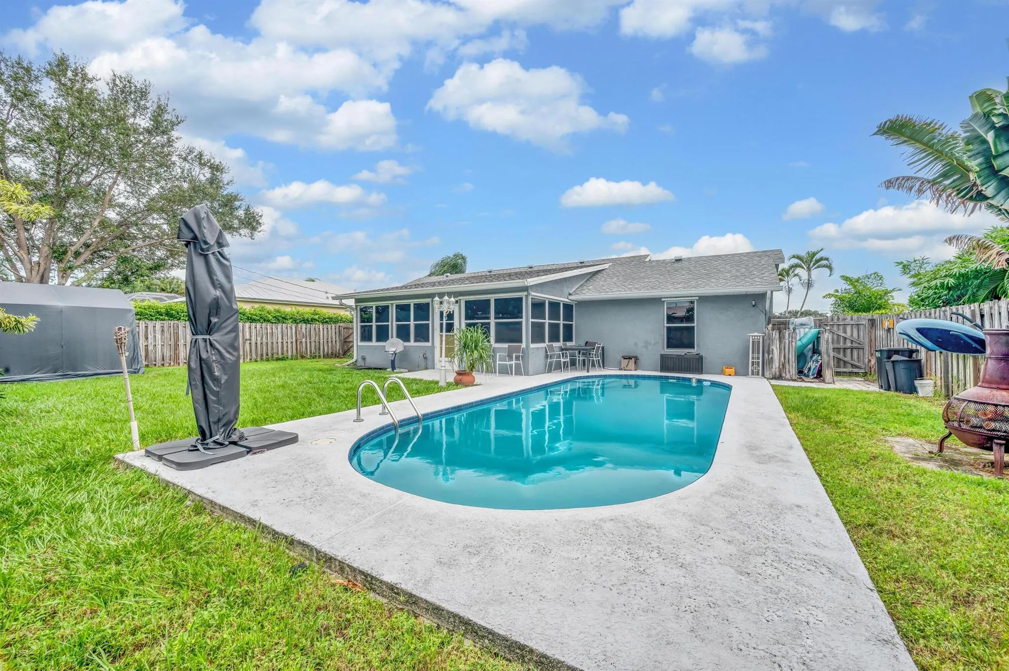2718 SE Buccaneer Circle
