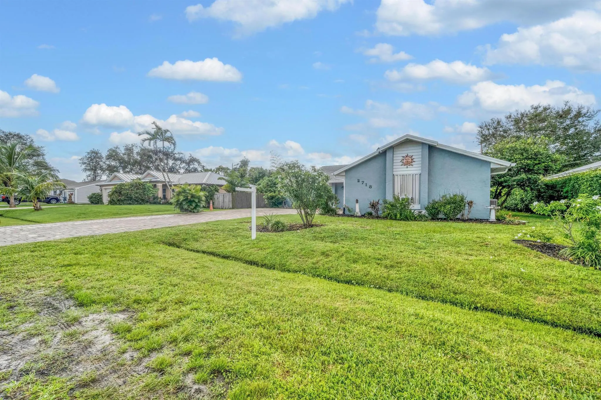 2718 SE Buccaneer Circle