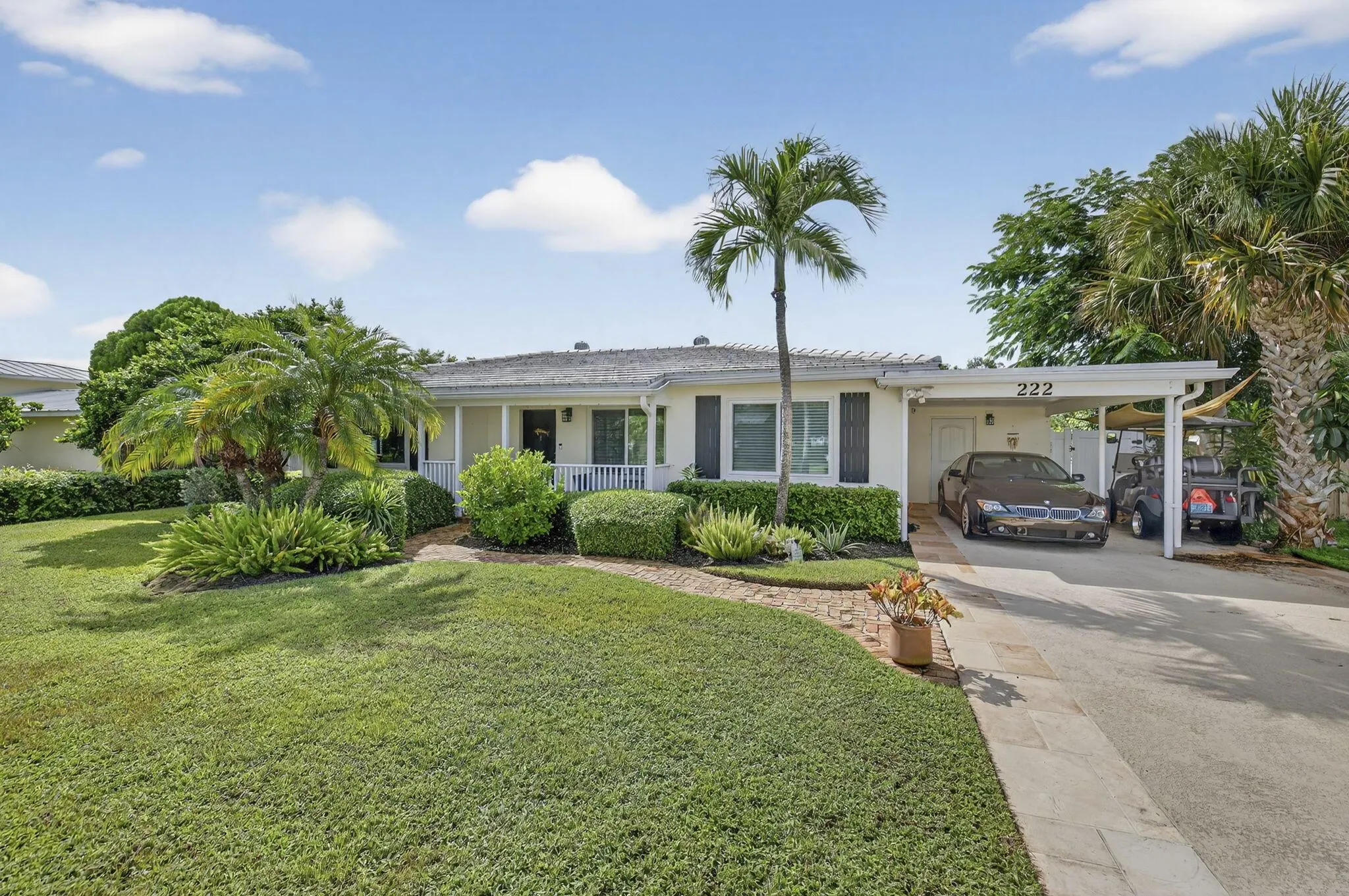 222 S Seacrest Circle