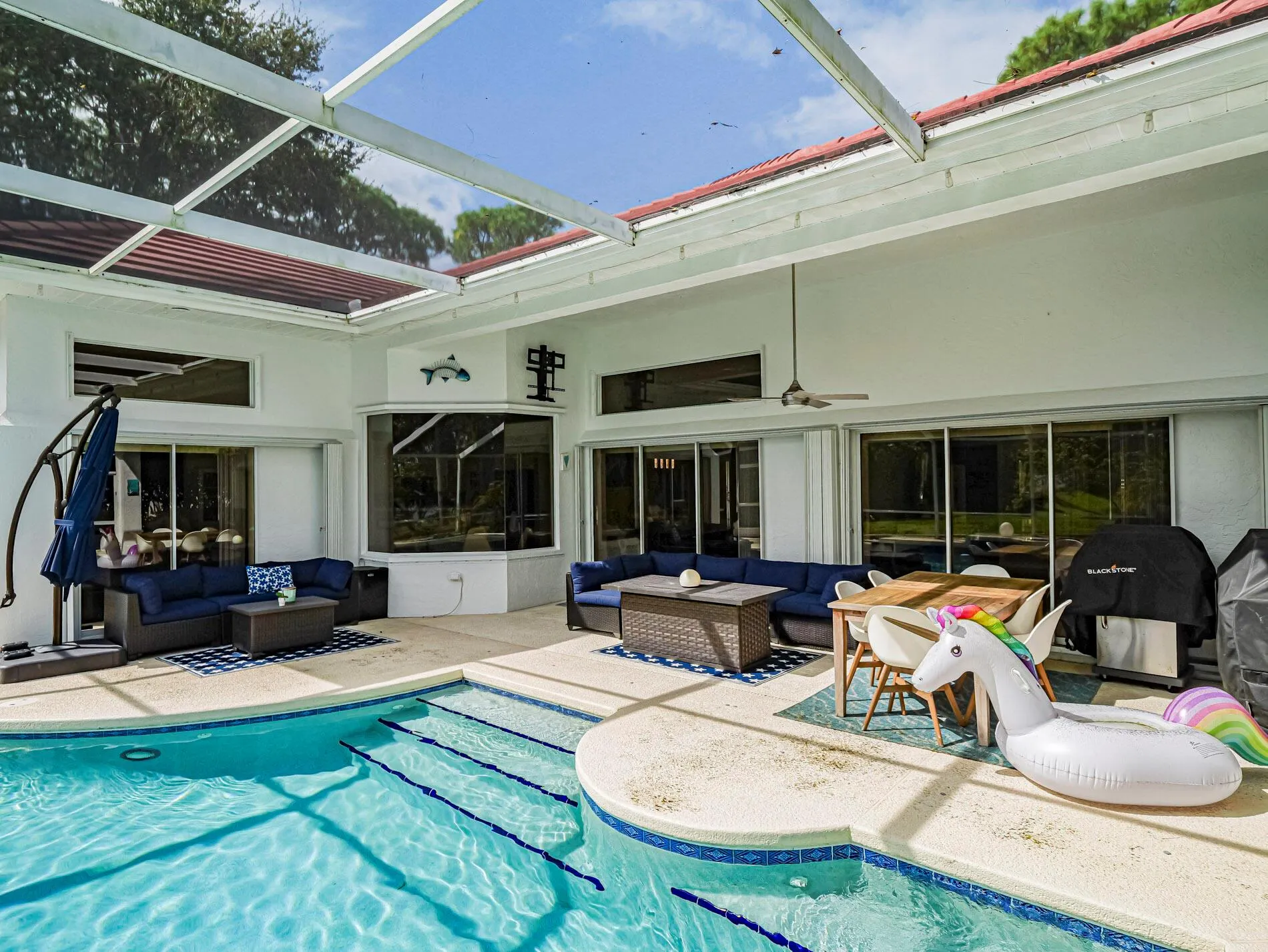 1137 SW Lighthouse Drive