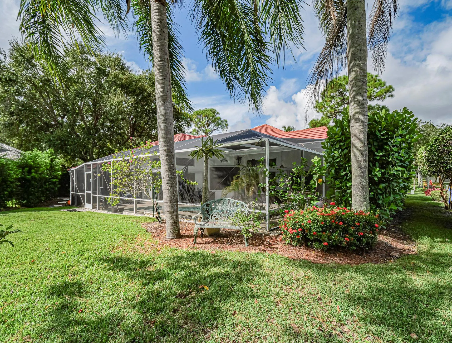 1137 SW Lighthouse Drive